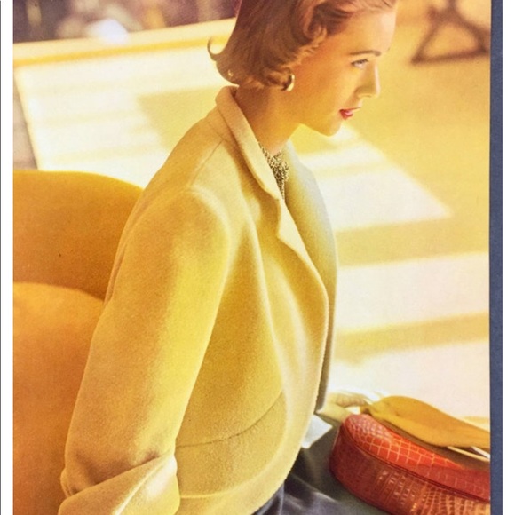 ! 1 Page/2Sides frm VTG 1951 Photography Book, Model in Yellow and Model in Pink - Picture 3 of 4